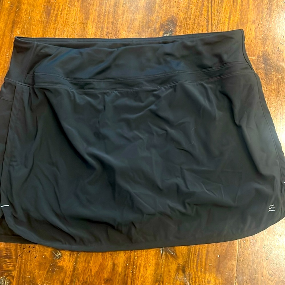 Free Fly Black 15 inch skort XL